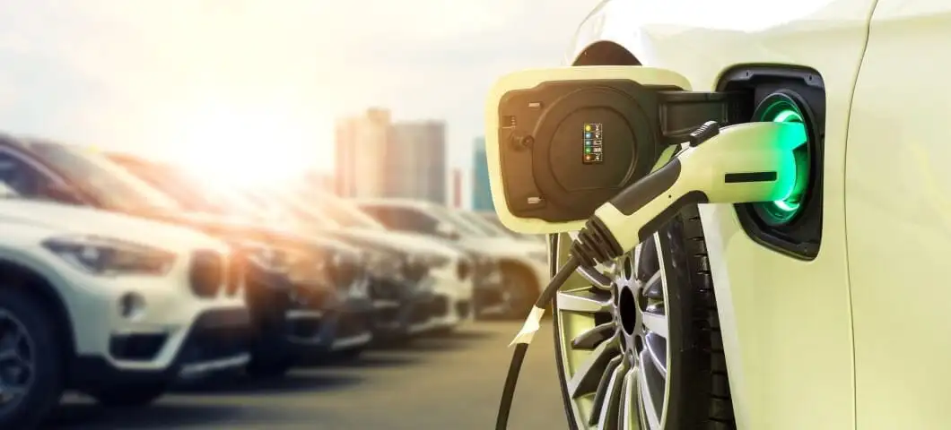 elektroautos fuhrpark flotte fotolia 180672125