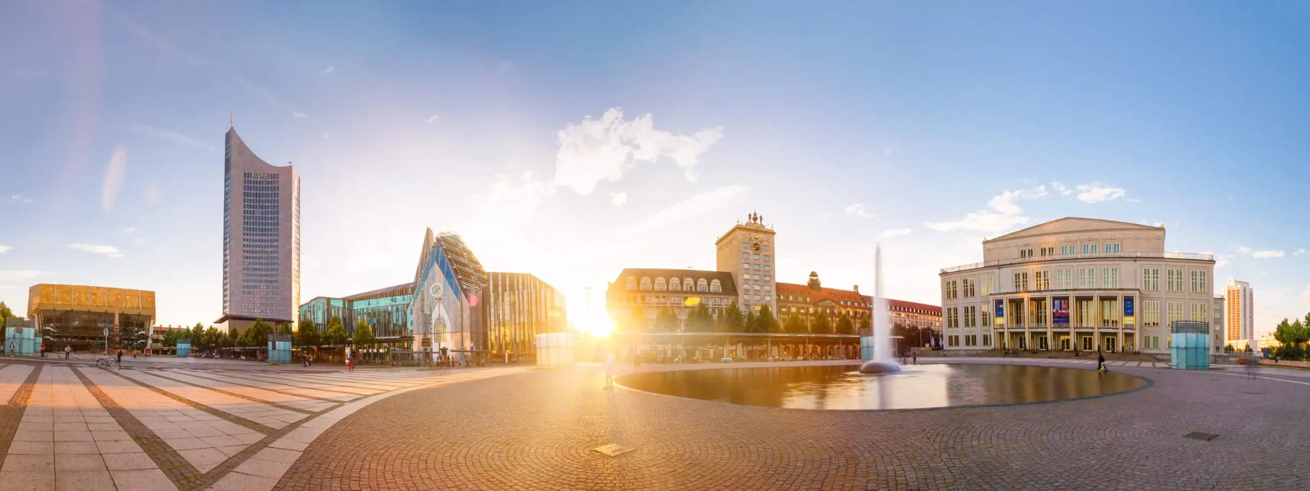 leipzig bei sonnenuntergang, günstige mietwagen finden im adac preisvergleich