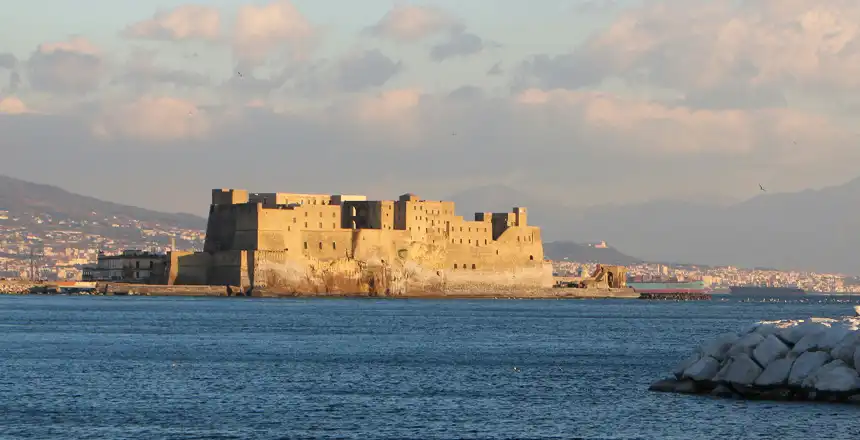 Castel dell'Ovo, Neapel