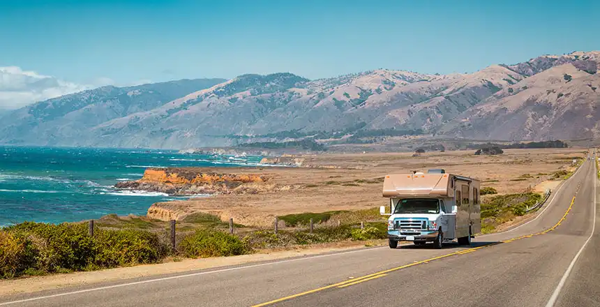 usa kalifornien, camper on a highway near the coast