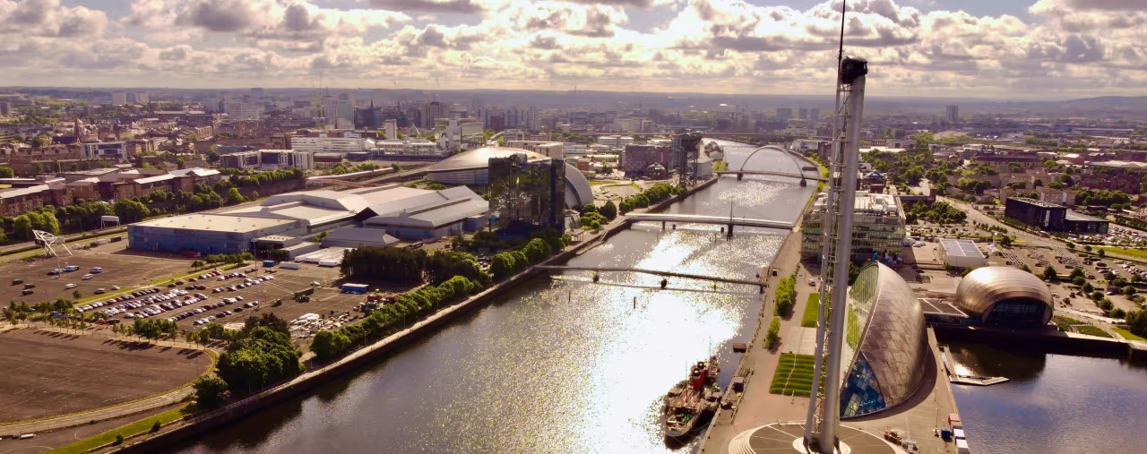Blick auf Glasgow und den Clyde