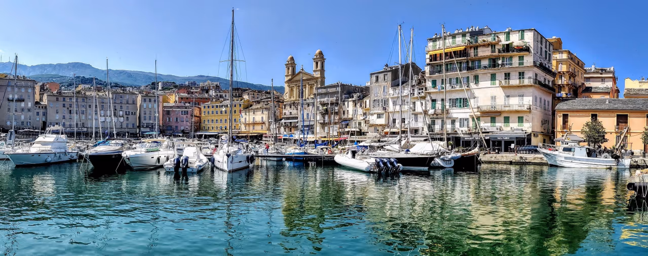 Hafen von Bastia auf der französischen Insel Korsika